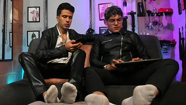 Snapshot of dom2travelersss chatting on 01.26.25 dom2travelersss online show from 01.26.25