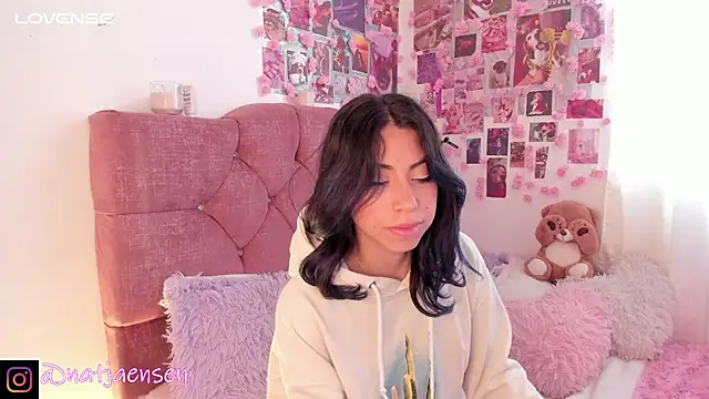 natalie jaensen online show from 02.14.25