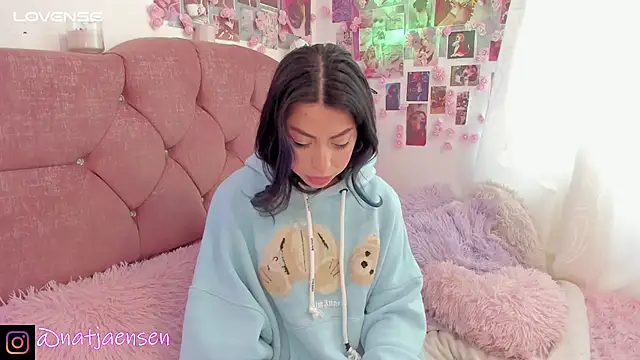 natalie jaensen online show from 03.14.25