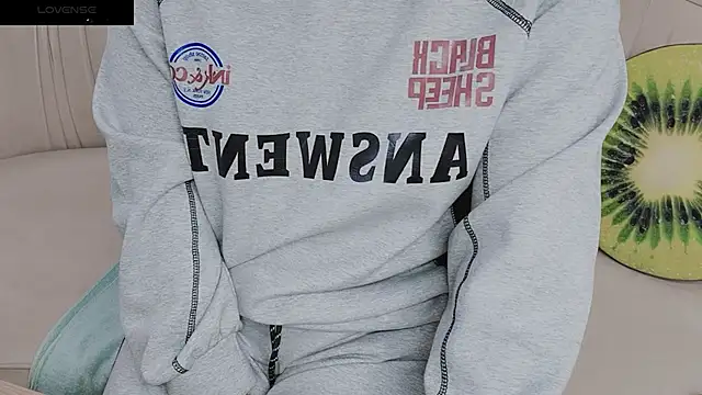 Sophie Secret online show from 12.27.24