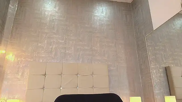 Baby Venuss online show from 01.11.25