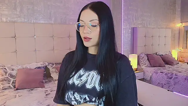 Baby Venuss online show from 02.20.25