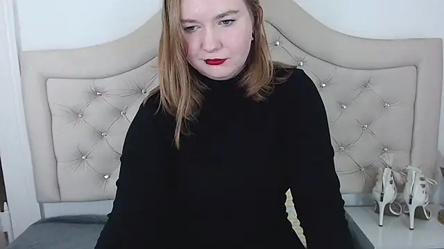 LaraDream online show from 01.22.25