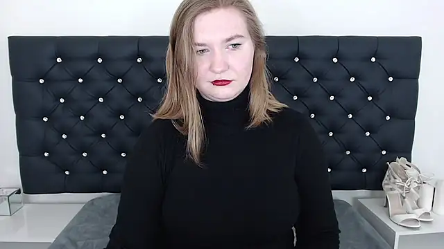 LaraDream online show from 03.06.25