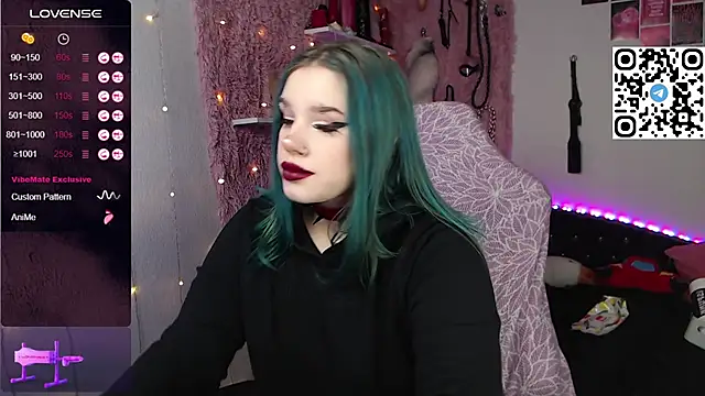 Silvia Santorskii online show from 12.13.24