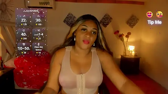 Snapshot of Miagrace chatting on 06.18.26 Miagrace online show from 06.18.26