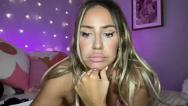 Fitnessbabe69 online show from 03.21.25